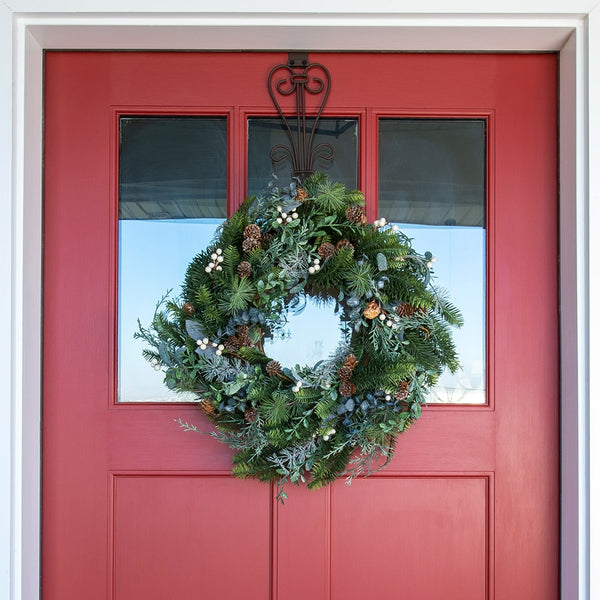 Rustic White Berry Decorated Wreath 24" - Village Lighting Company