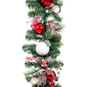 Nordic Red and White Garland - 9' | Village Lighting Company